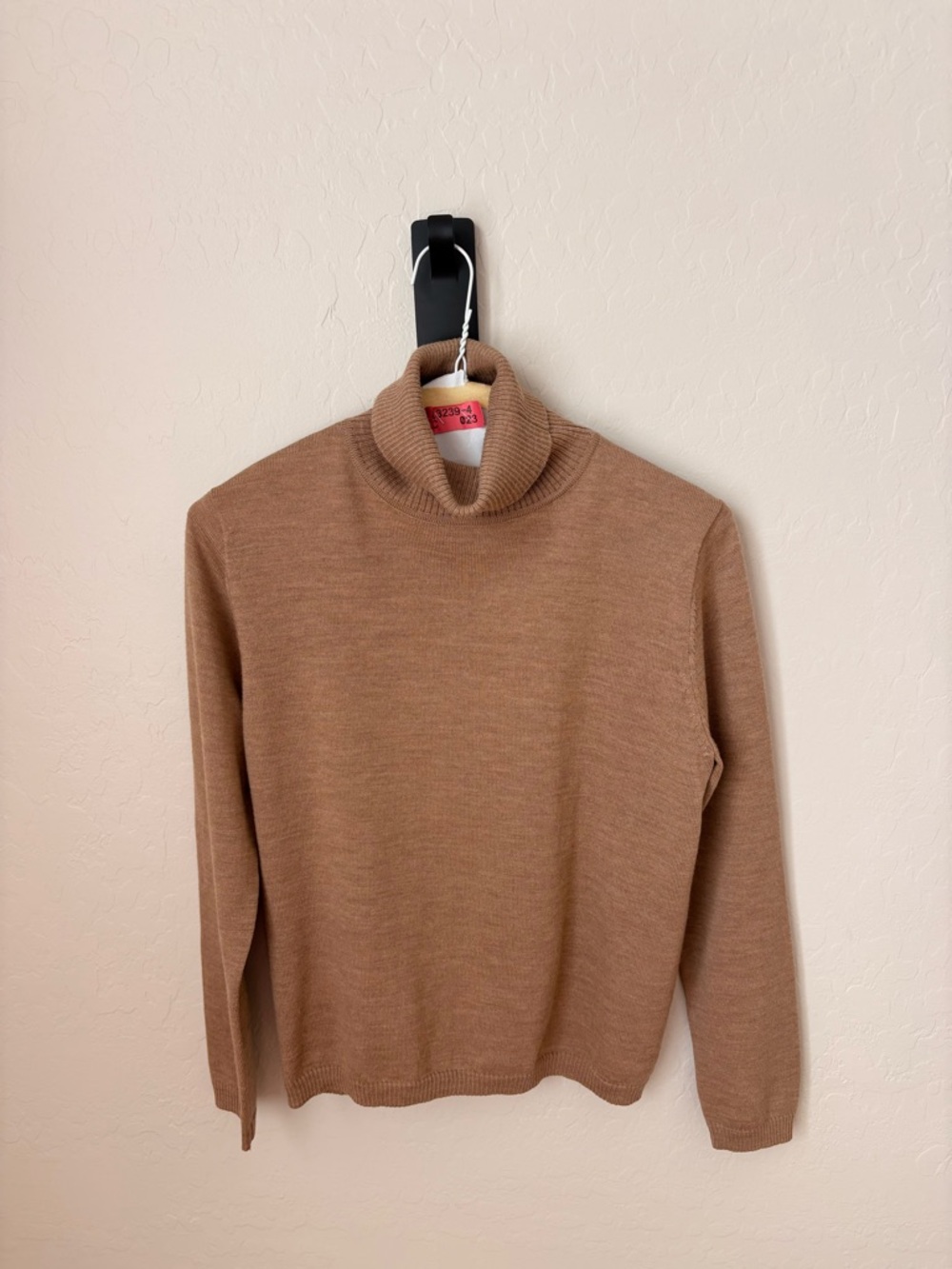 Pendleton 100% Merino Wool Tan Turtleneck Sweater